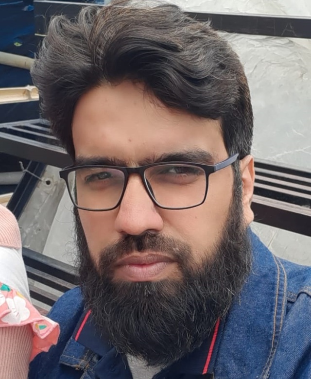 Faiz M Khan | Director Business (IT)